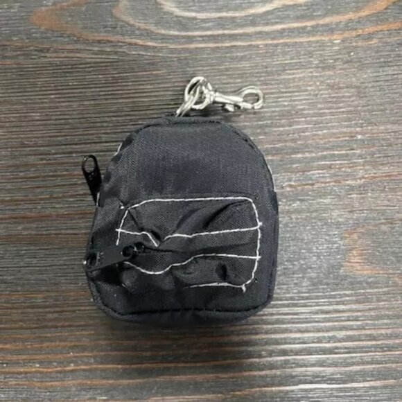 Mini Backpack Keychain from the 90's. Great Condition - Picture 1 of 3